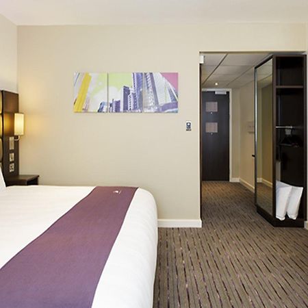 Premier Inn Horsham Exteriör bild