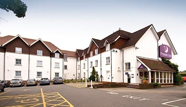 Premier Inn Horsham Exteriör bild